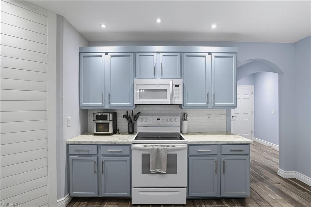 26982 Wildwood Pines Ln Property Photo 4