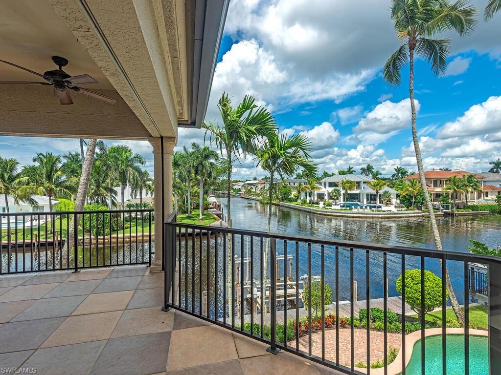 651 21st Ave S Property Photo 24