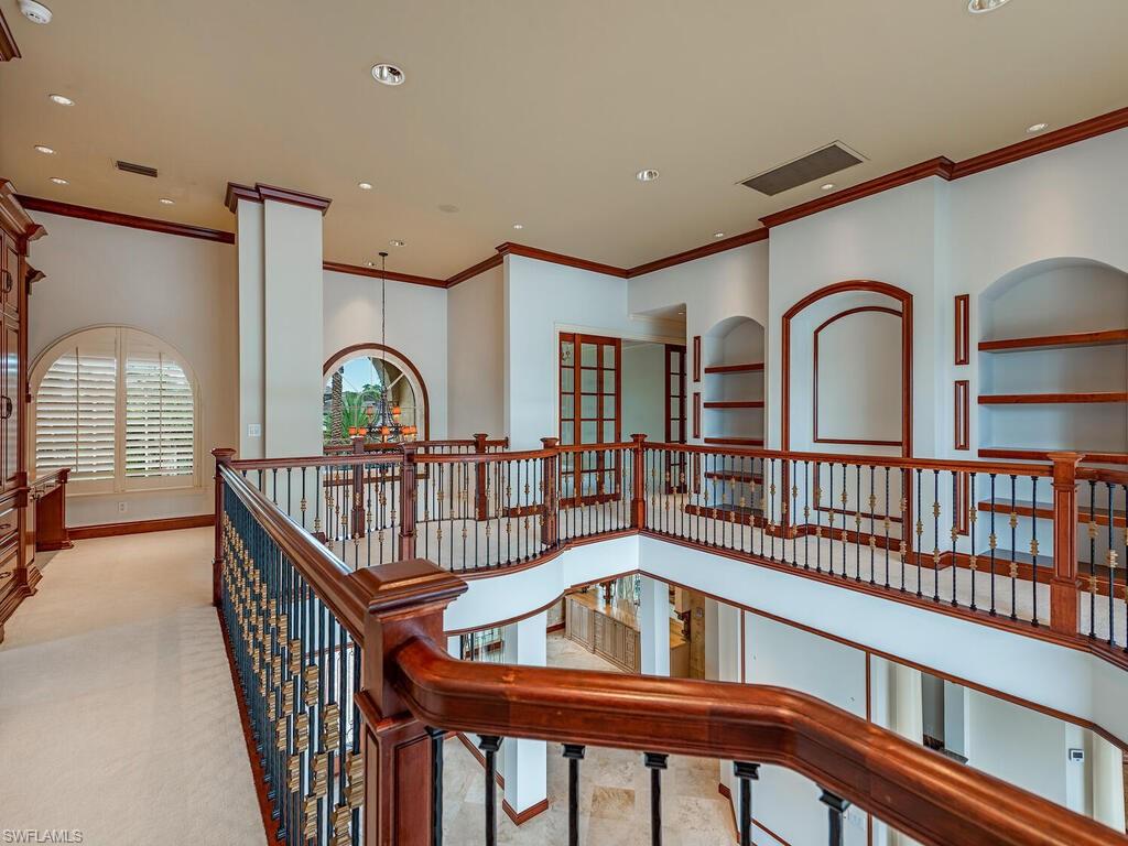 651 21st Ave S Property Photo 35