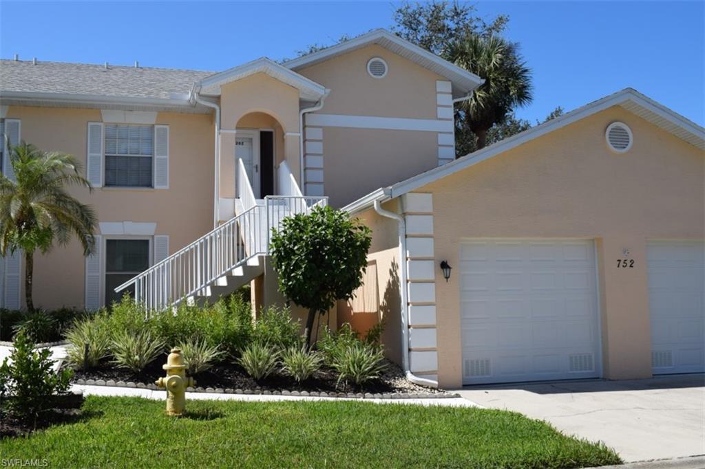 752 Wiggins Lake Dr # 102 Property Photo 5