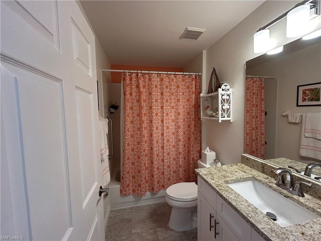 752 Wiggins Lake Dr # 102 Property Photo 13