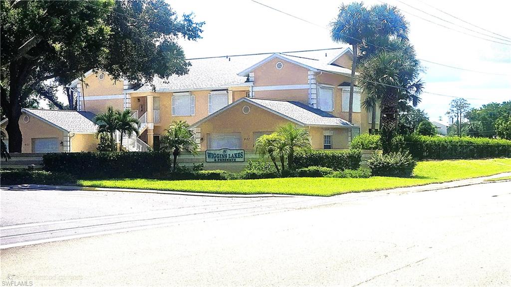 752 Wiggins Lake Dr # 102 Property Photo 15