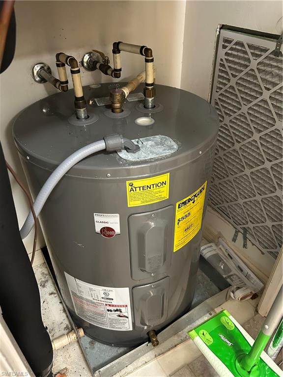 752 Wiggins Lake Dr # 102 Property Photo 38