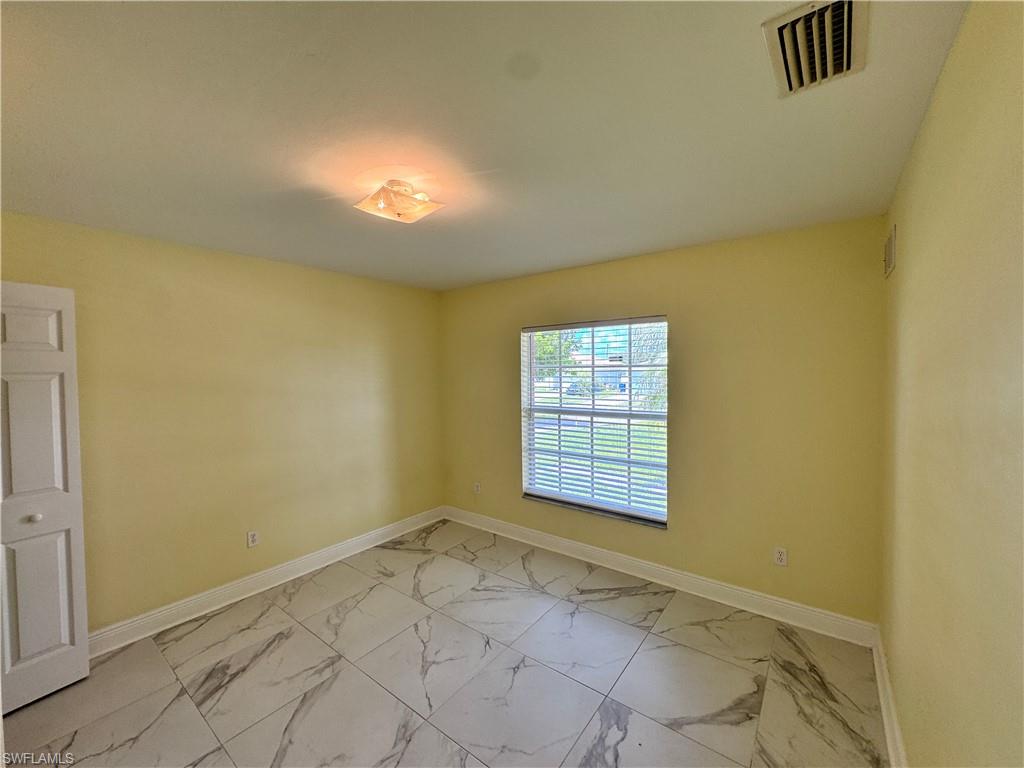 4525 26th St Sw Property Photo 7