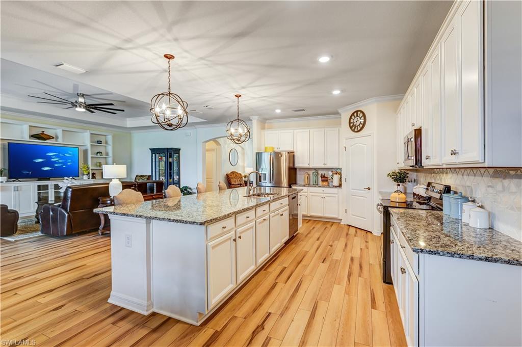 19768 Beechcrest Pl Property Photo 7