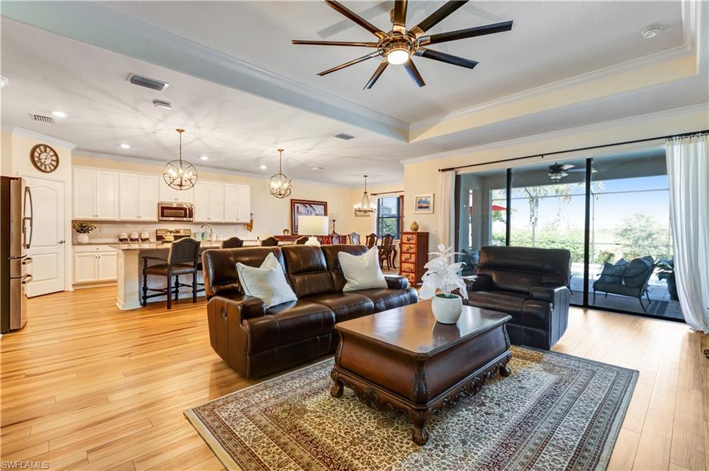 19768 Beechcrest Pl Property Photo 10