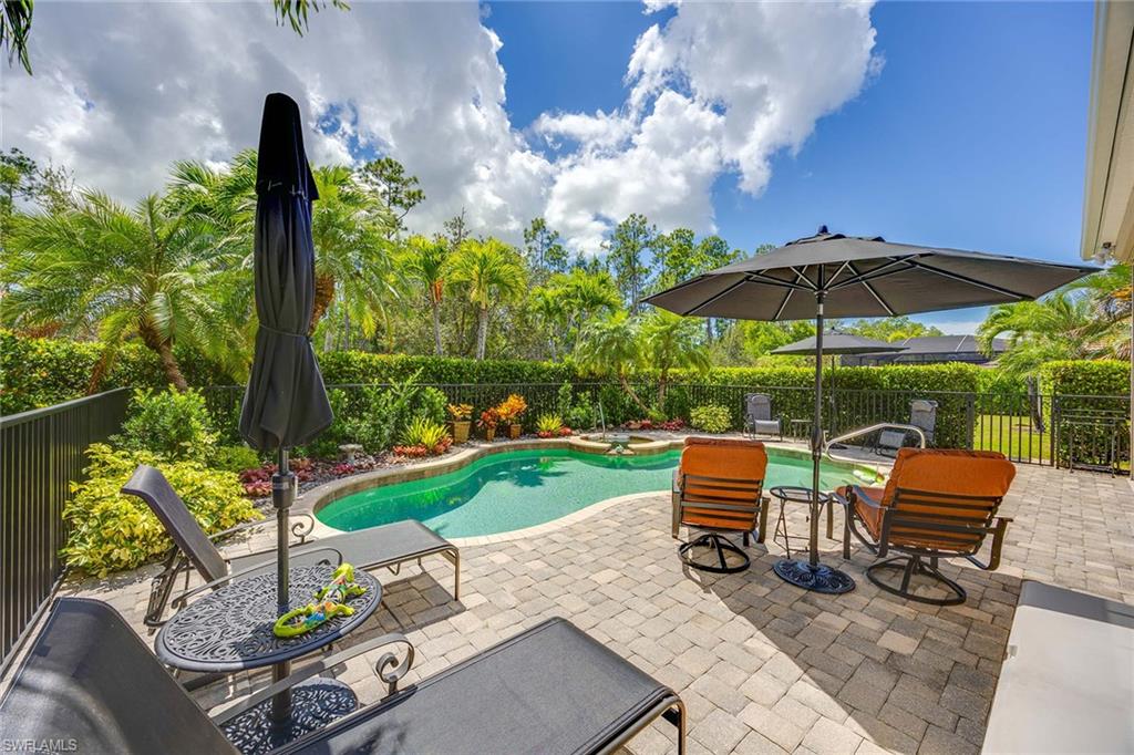 7719 Martino Cir Property Photo 10