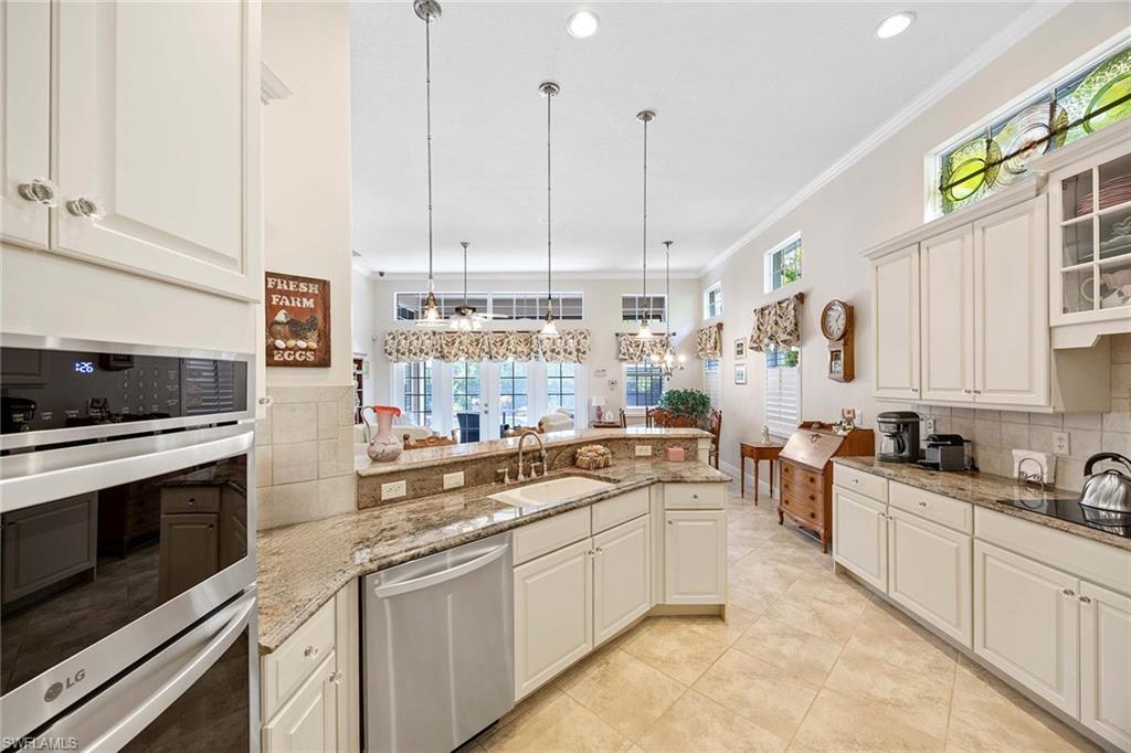 7719 Martino Cir Property Photo 14