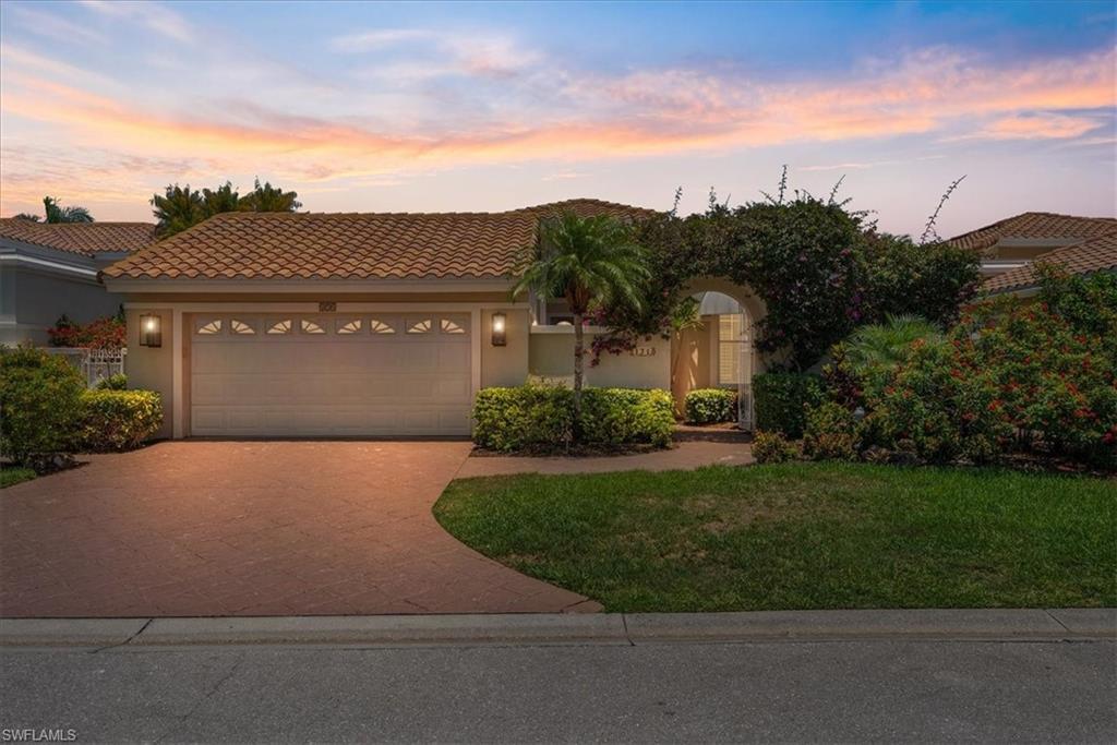 171 Via Napoli Property Photo 5