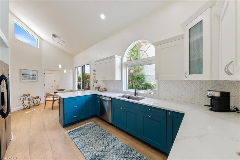 171 Via Napoli Property Photo 11