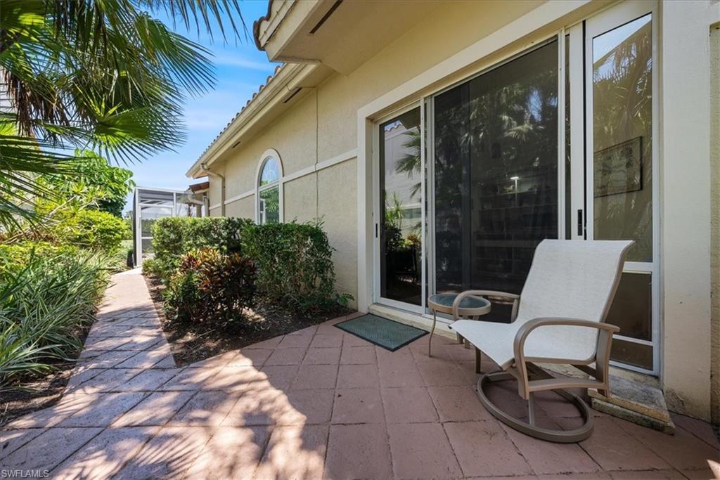 171 Via Napoli Property Photo 34