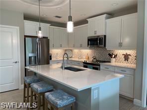 2548 Seychelles Dr 804 Property Photo 3