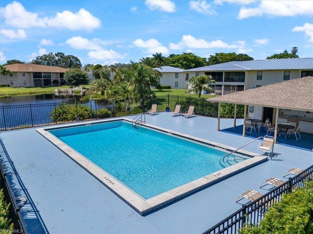 141 Cypress Way E # D Property Photo 4