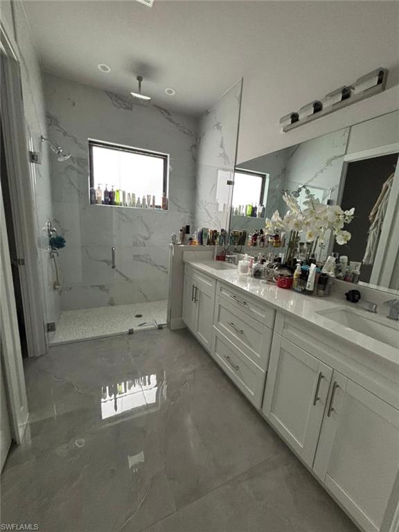 1412 22nd Ave Ne Property Photo 3