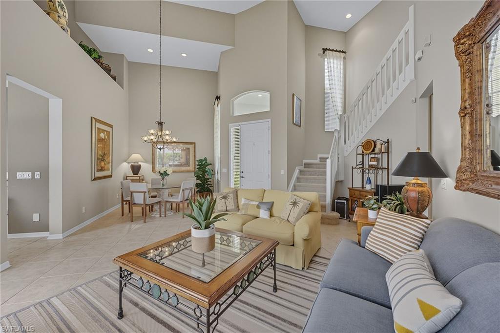 8582 Pepper Tree Way Property Photo 4