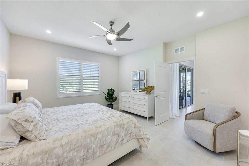 273 Indies Dr E # 102 Property Photo 8