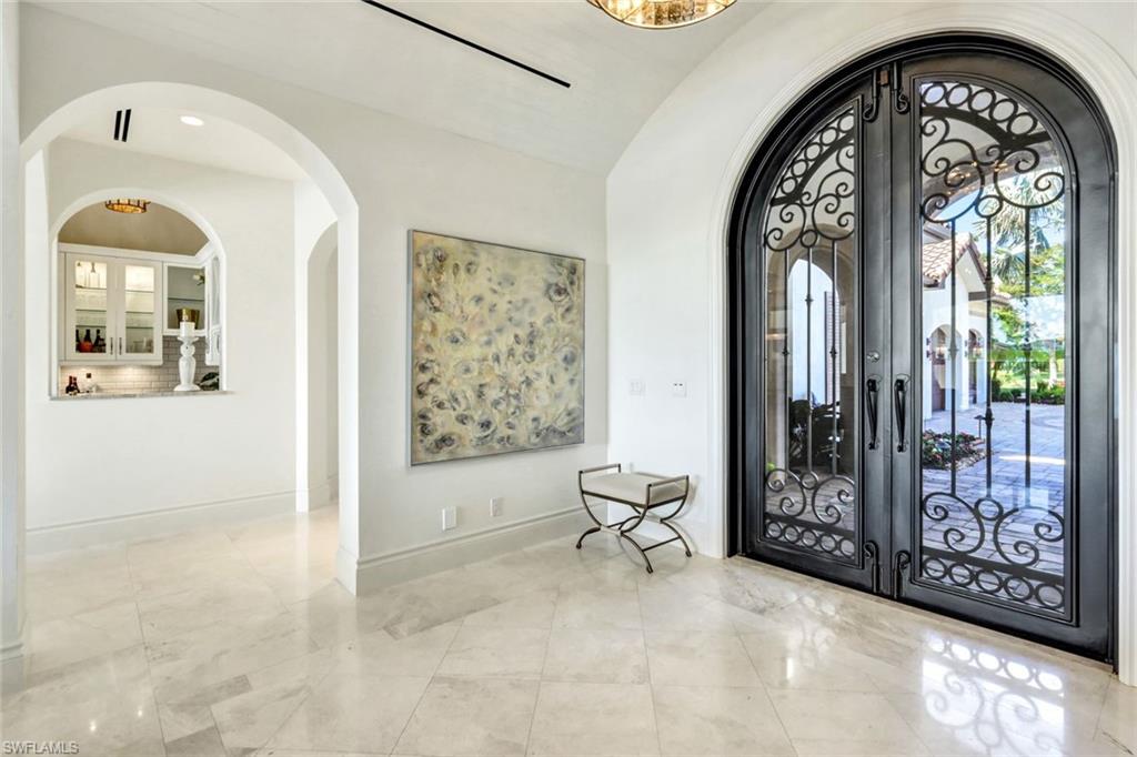 16450 Seneca Way Property Photo 5