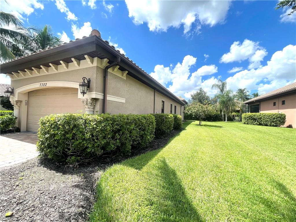 7302 Acorn Way Property Photo 3