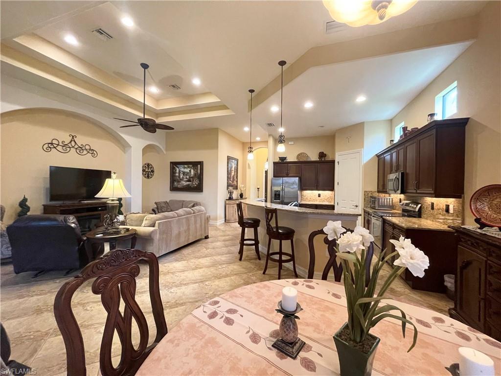7302 Acorn Way Property Photo 10
