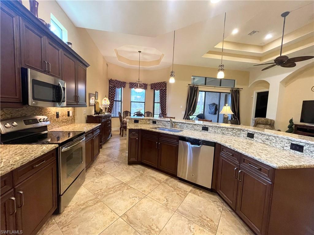 7302 Acorn Way Property Photo 12