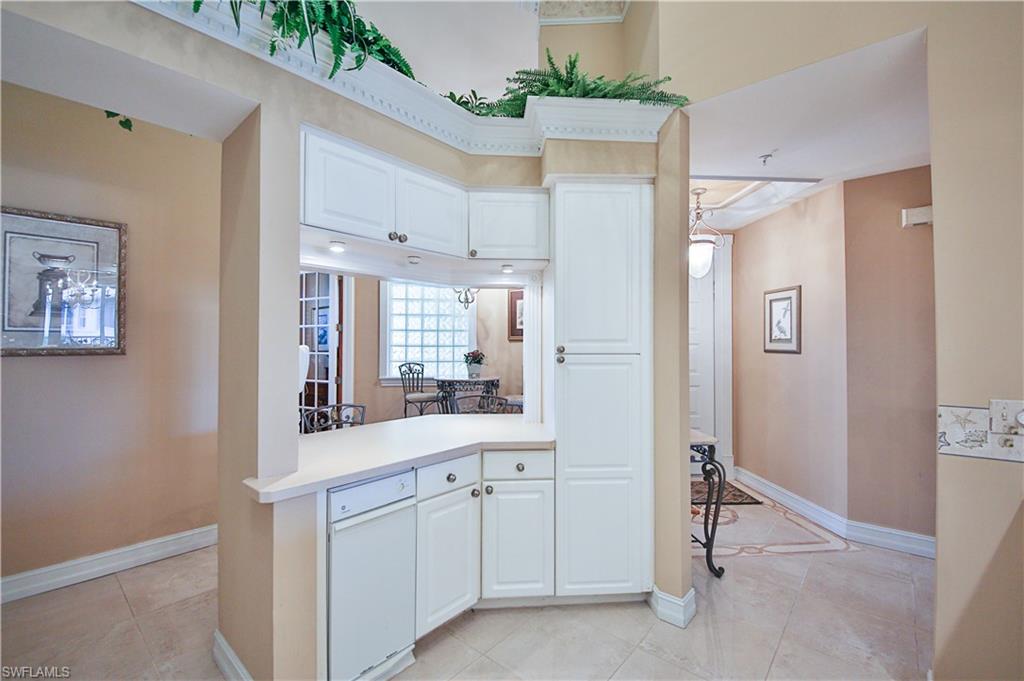 837 Sailaway Ln 202 Property Photo 17