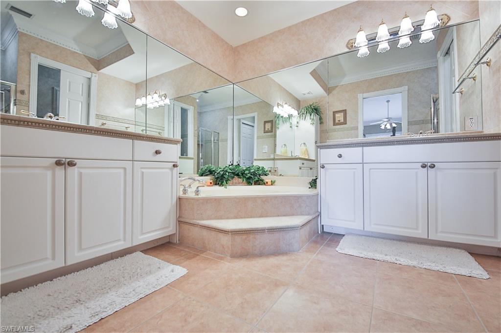 837 Sailaway Ln 202 Property Photo 20