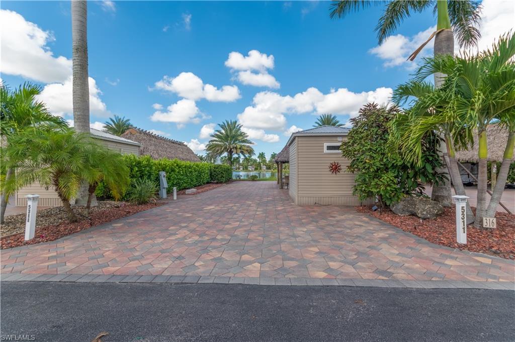 225071628 Property Photo 2