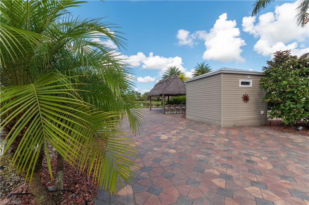 225071628 Property Photo 3