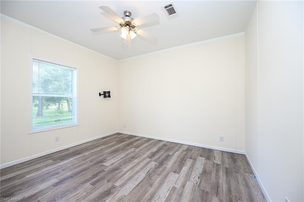 4660 43rd Ave Ne Property Photo 13