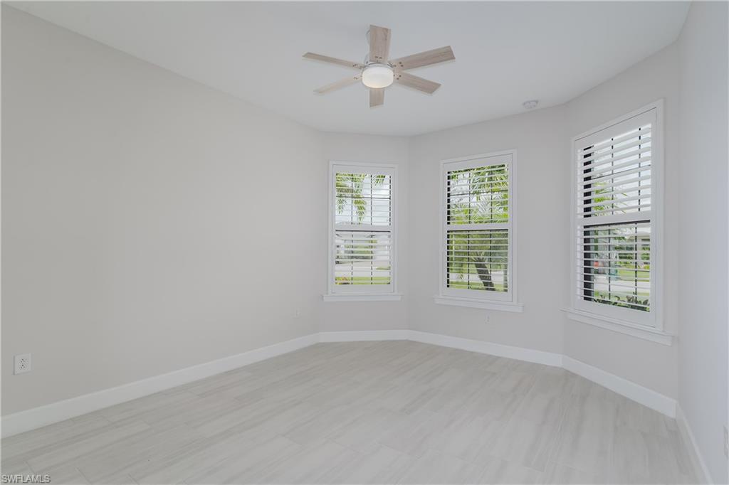 6856 Winding Cypress Dr Property Photo 5