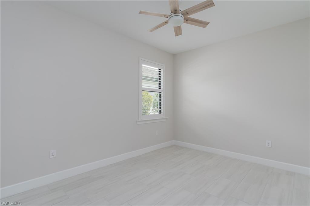 6856 Winding Cypress Dr Property Photo 7