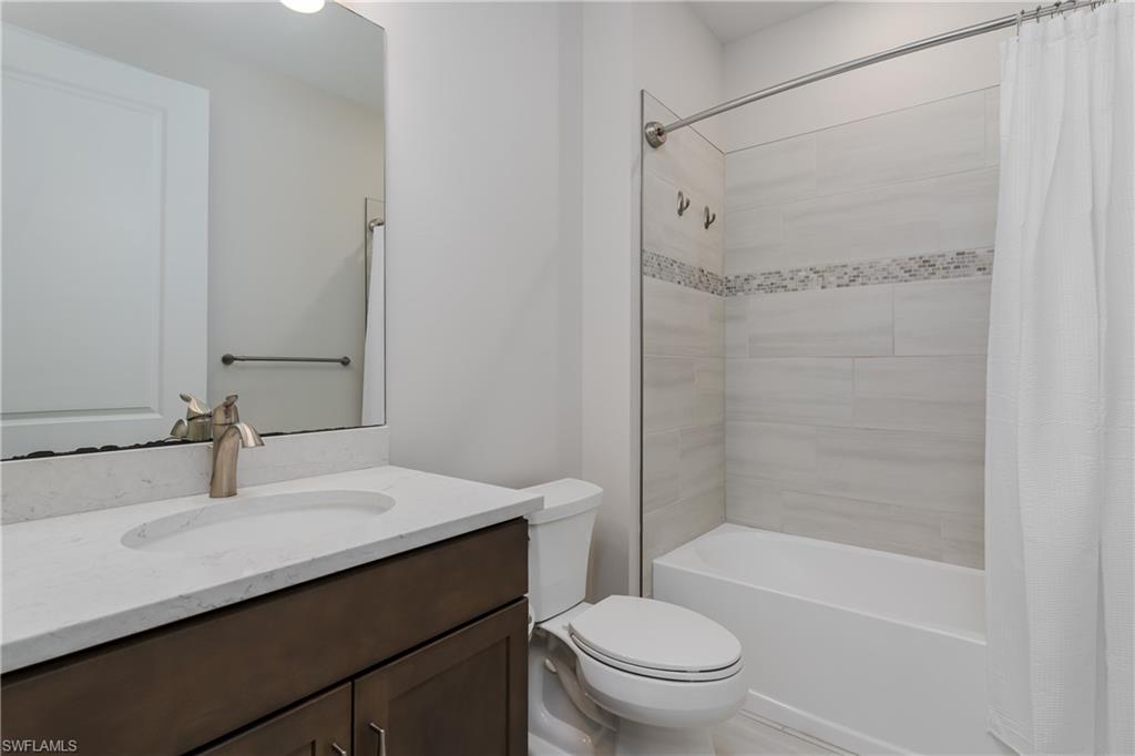 6856 Winding Cypress Dr Property Photo 8