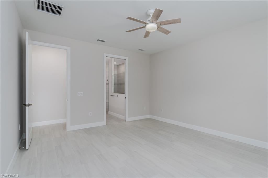 6856 Winding Cypress Dr Property Photo 9