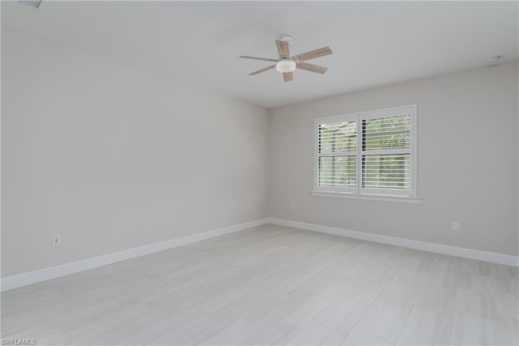 6856 Winding Cypress Dr Property Photo 10