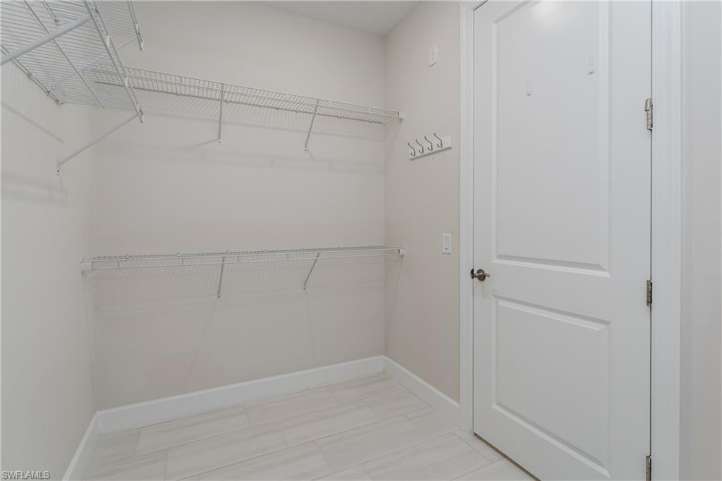 6856 Winding Cypress Dr Property Photo 11