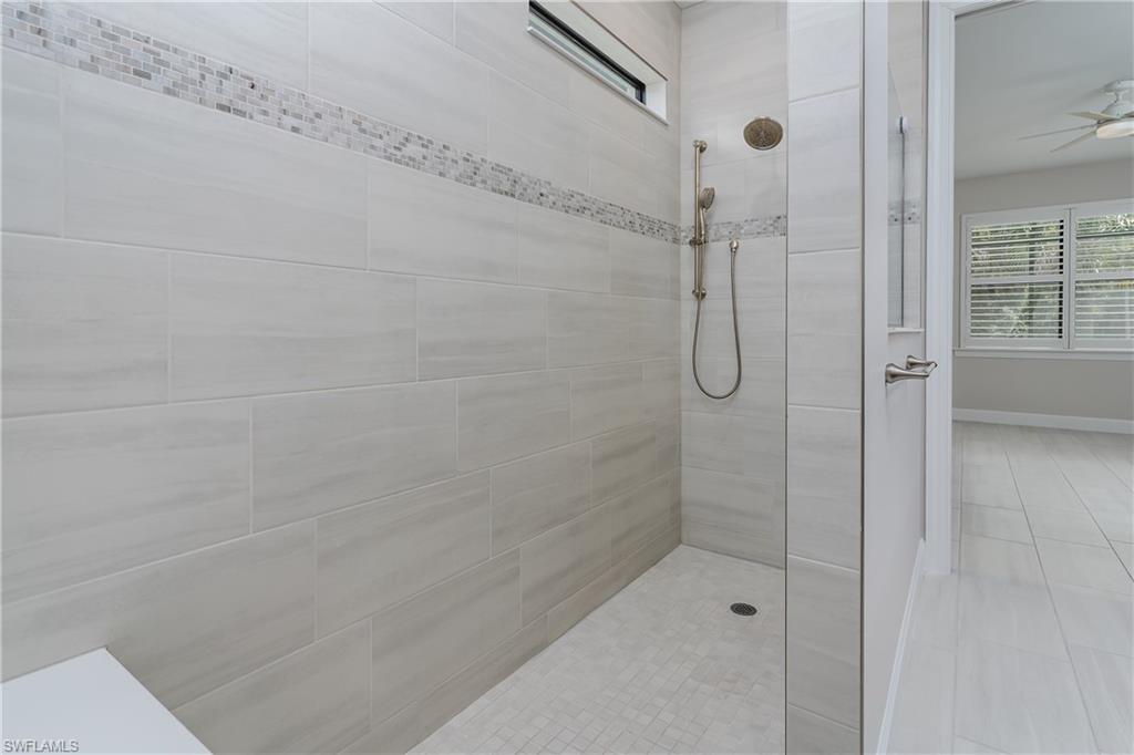 6856 Winding Cypress Dr Property Photo 12