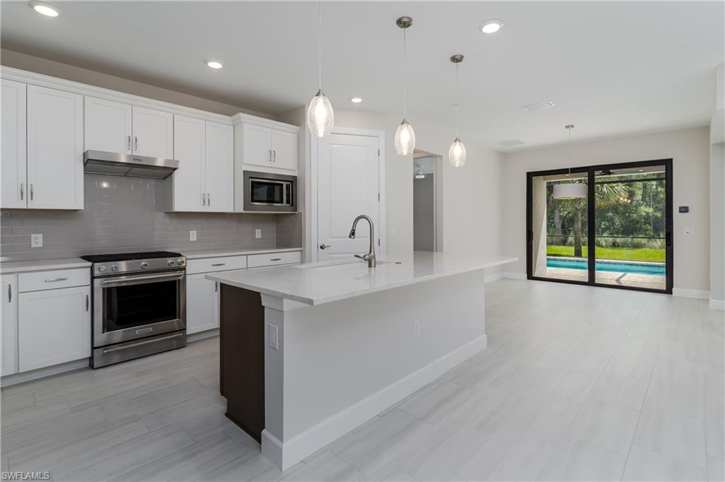 6856 Winding Cypress Dr Property Photo 16