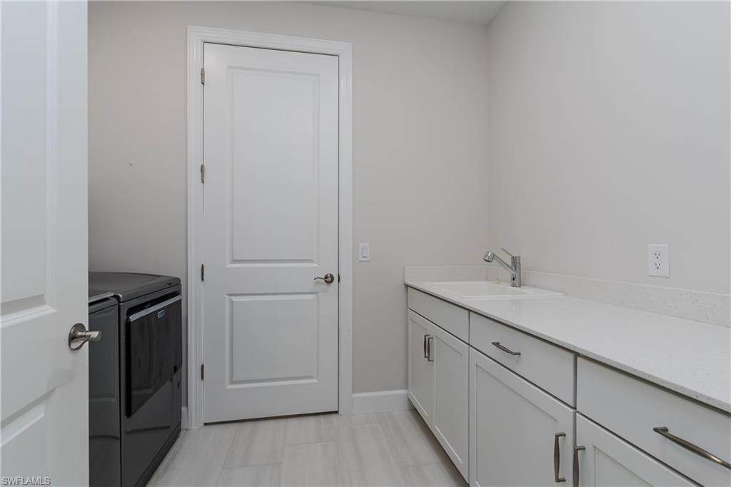 6856 Winding Cypress Dr Property Photo 24