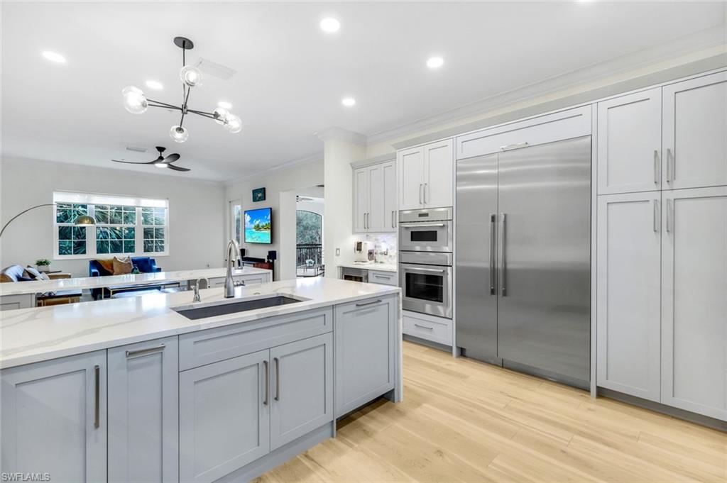 9242 Tesoro Ln # 203 Property Photo 3