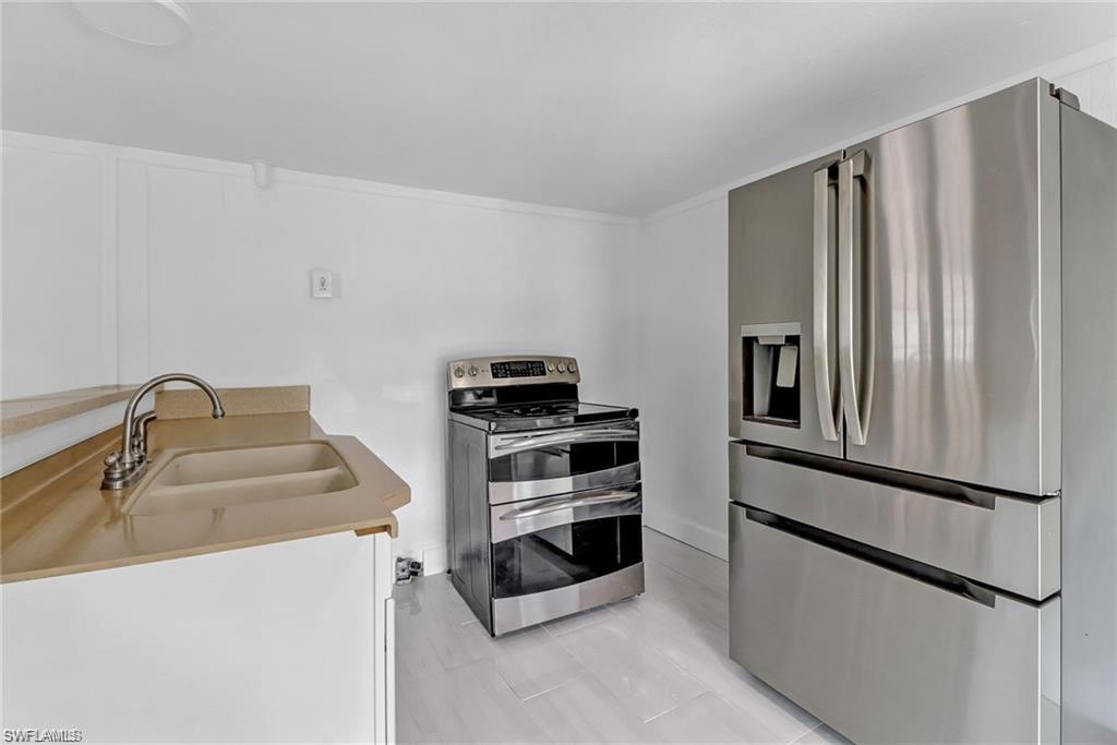 120 Grassy Key Ln # 38 Property Photo 11