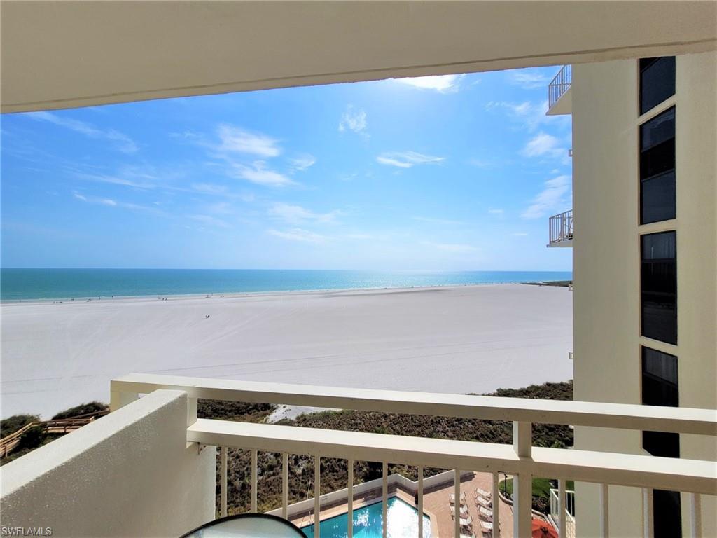 180 Seaview Ct 901 Property Photo 5