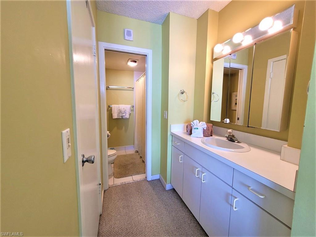 180 Seaview Ct 901 Property Photo 13