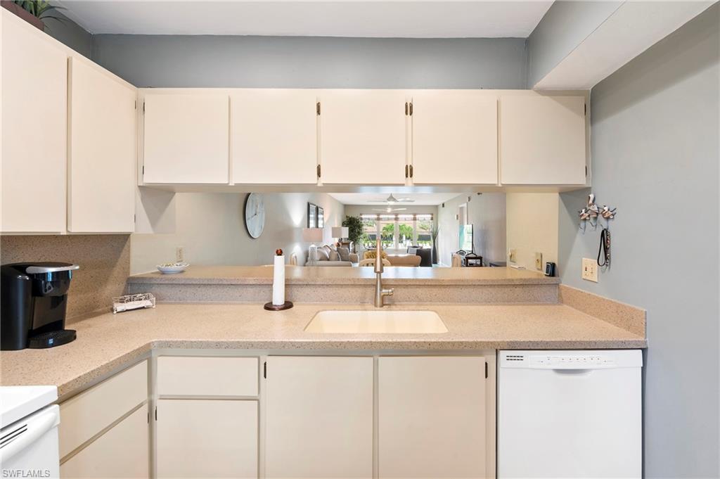 3750 Northwinds Dr # 1010 Property Photo 11