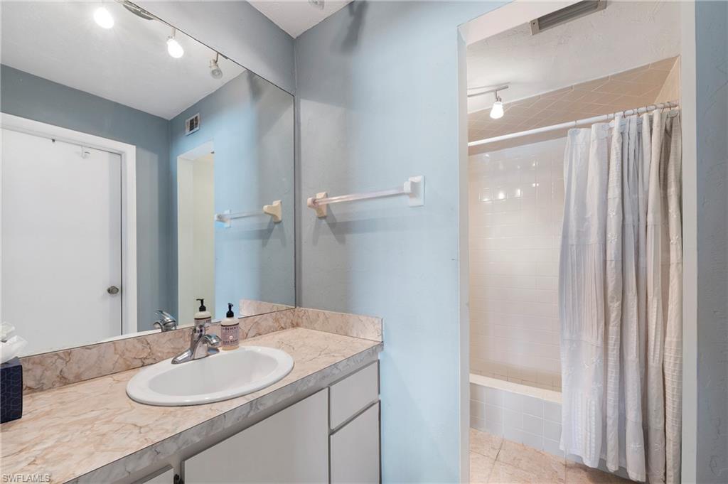 3750 Northwinds Dr # 1010 Property Photo 15
