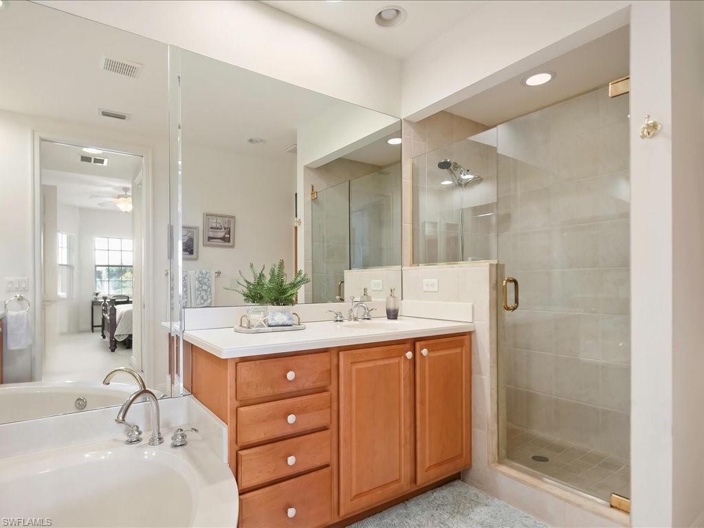 7832 Hawthorne Dr 1902 Property Photo 19