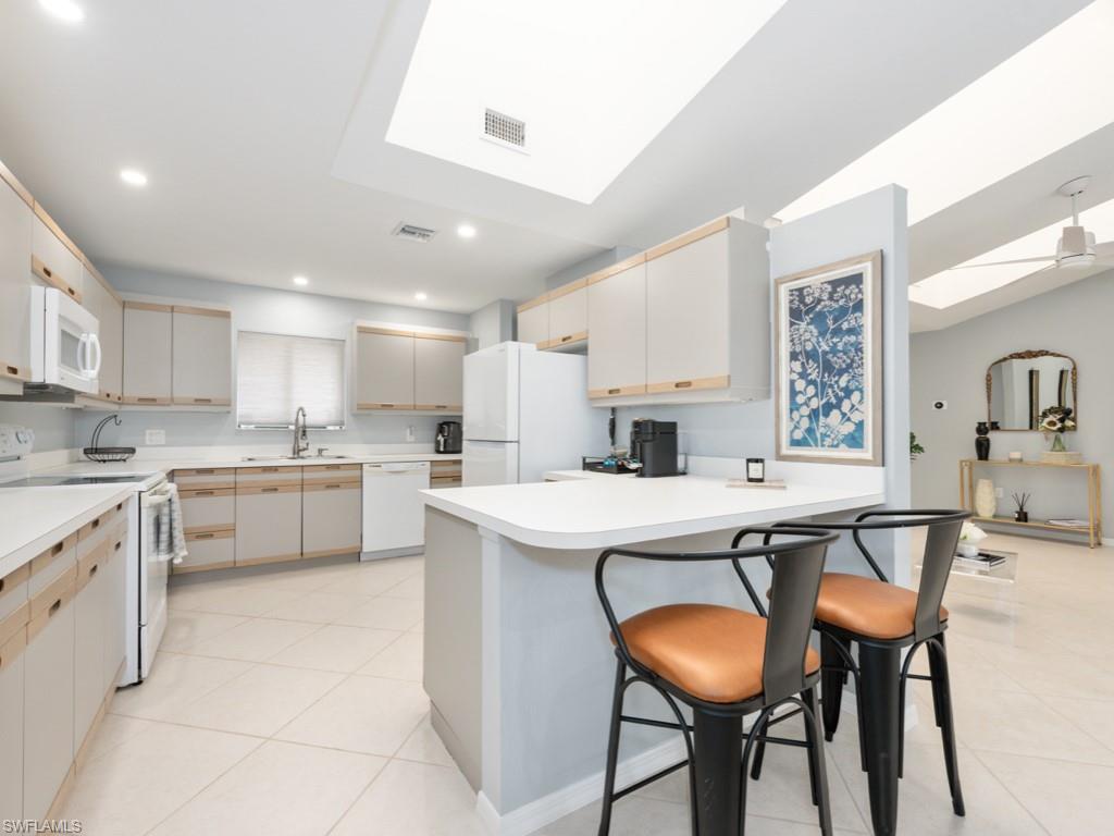 88 Cypress View Dr # F88 Property Photo 5