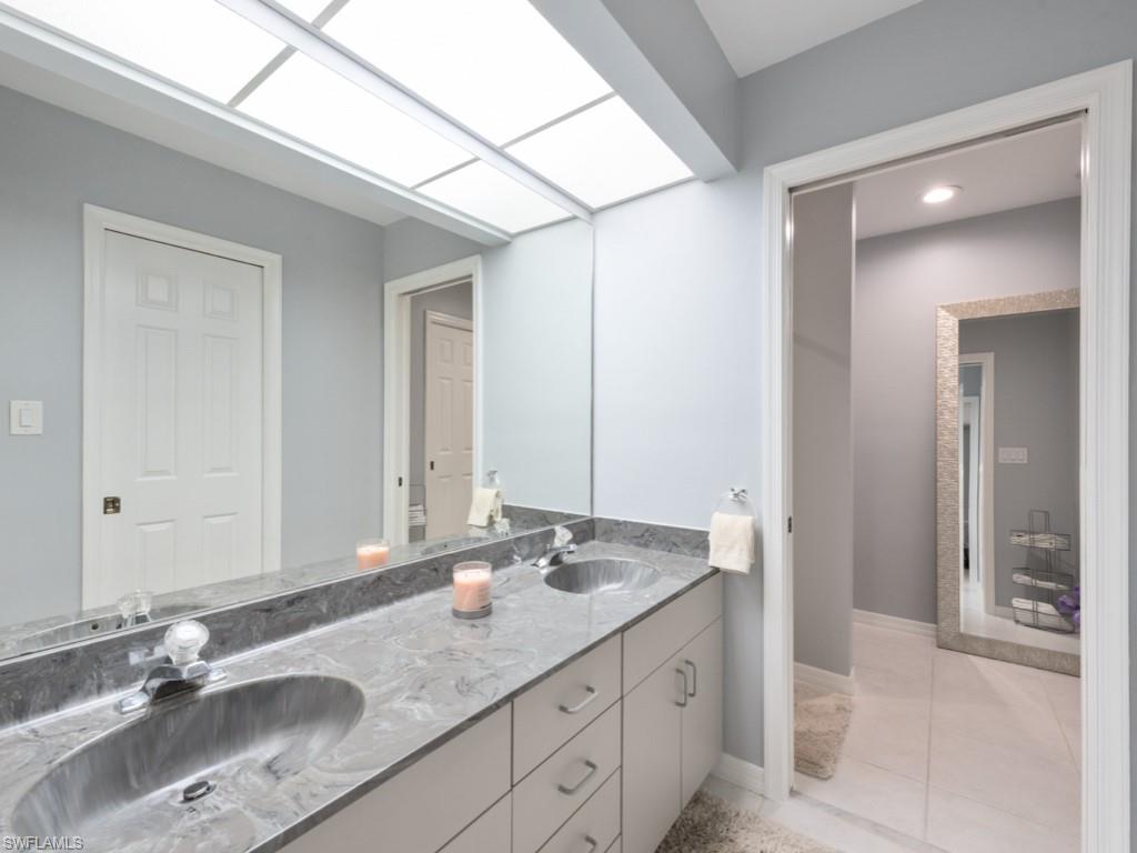 88 Cypress View Dr # F88 Property Photo 12