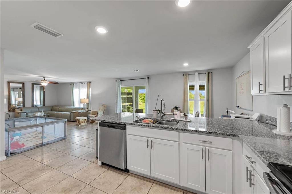 1013 Ne 15th St Property Photo 6