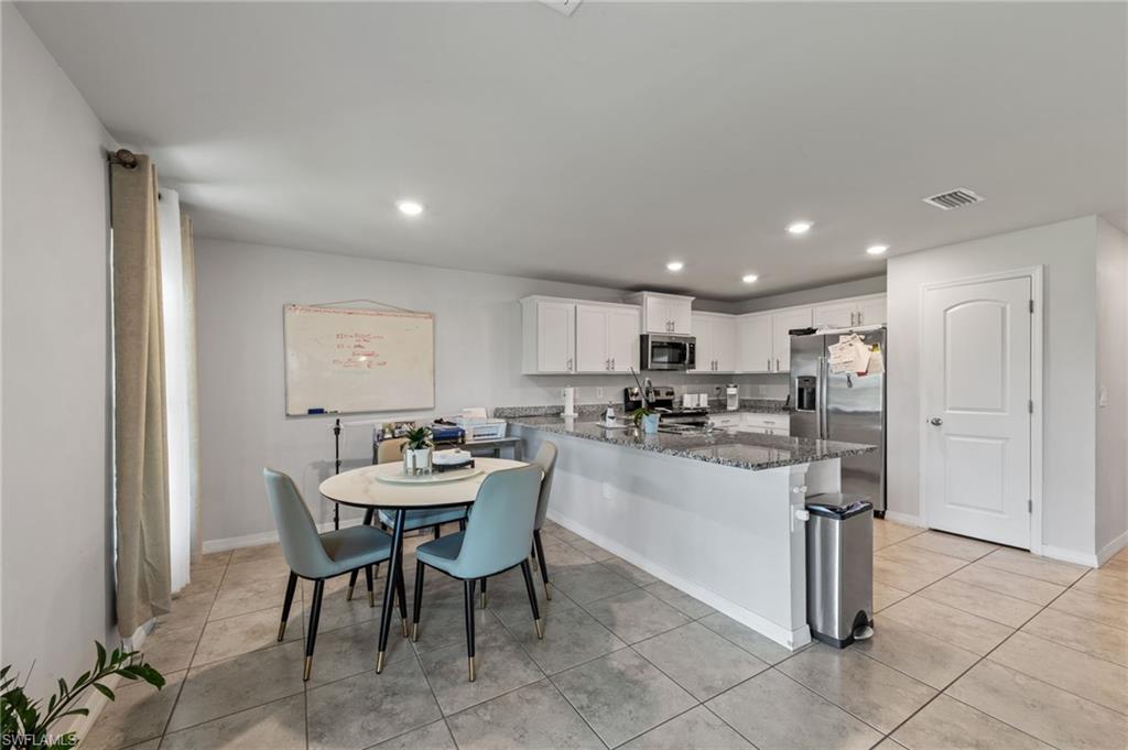 1013 Ne 15th St Property Photo 8