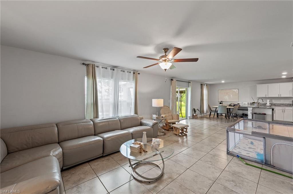 1013 Ne 15th St Property Photo 10